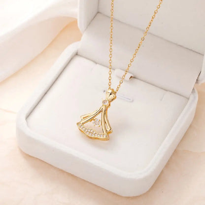 Stainless Steel Zircon Heart Pendant Necklace Set