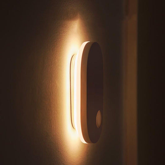 The Modern Wireless Motion-Sensing LED Wall Light